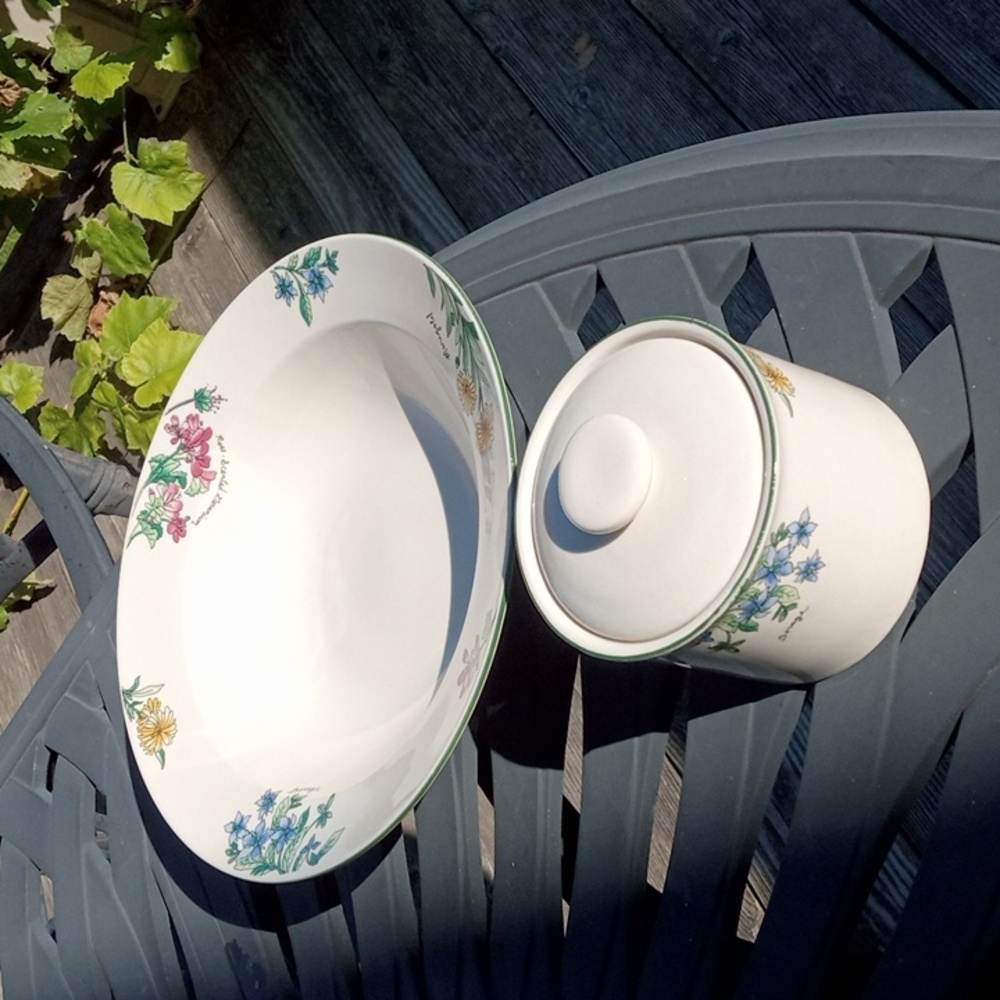 Sakura Multicolor Floral Ceramic Bowl And Sugar Bowl